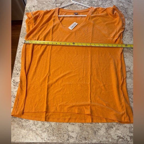 Women’s Old Navy V Neck Tee Shirt Short Sleeve Large NWT - Picture 6 of 9
